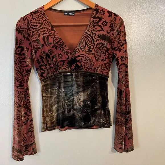 Wet Seal Velvet Wrap Y2K Top Floral PatternBlack and Brown Fall Bell Sleeves S - Picture 1 of 9